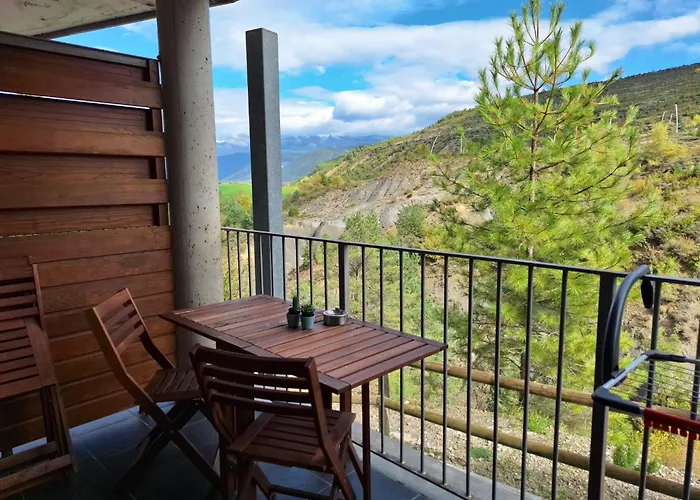 En Urb. Margas Golf Apartamento Sabiñánigo